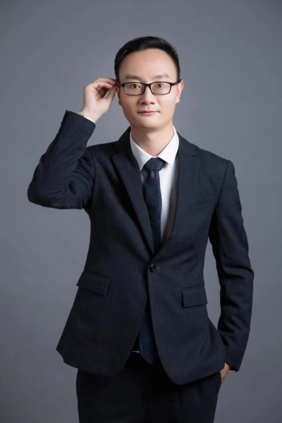 董建